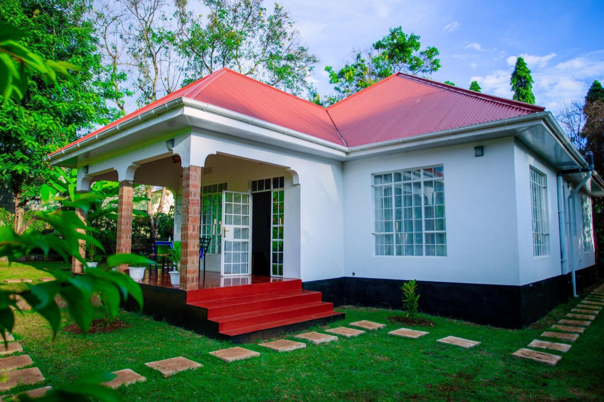 Royal Homestay Moshi Exteriör bild