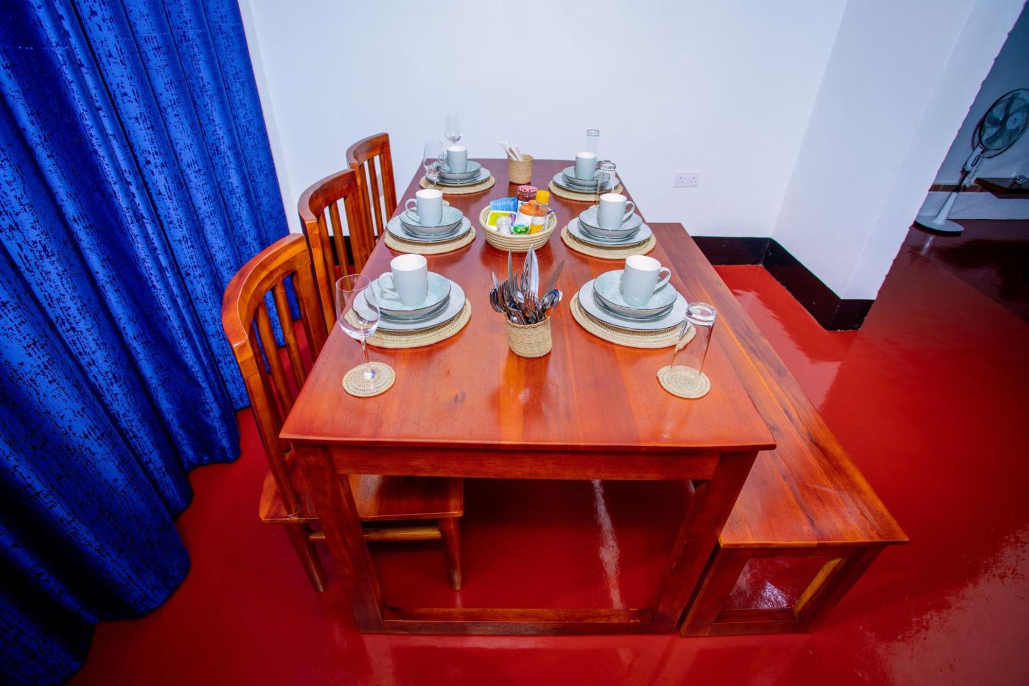 Royal Homestay Moshi Exteriör bild