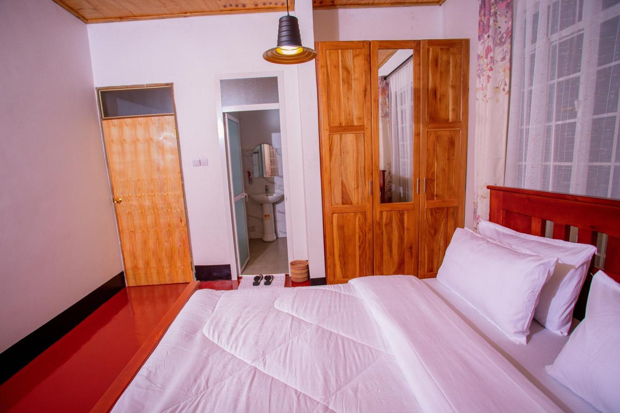 Royal Homestay Moshi Exteriör bild