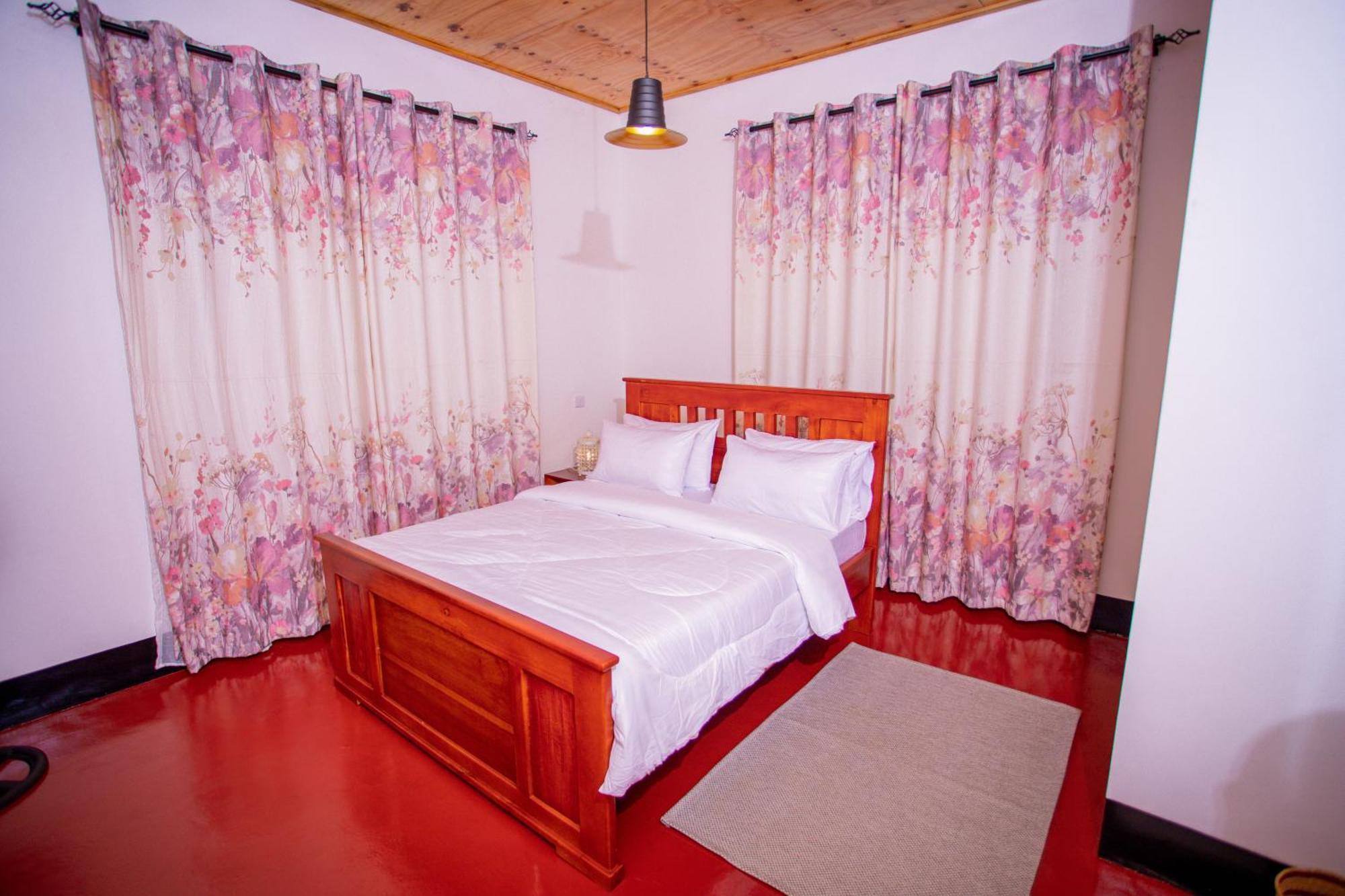 Royal Homestay Moshi Exteriör bild